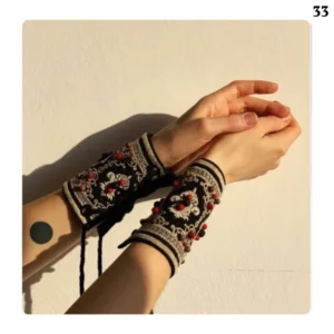 Cufflinks with embossed stone embroidery design