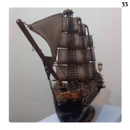 کشتی ناوگان سوپرایز BOSTON