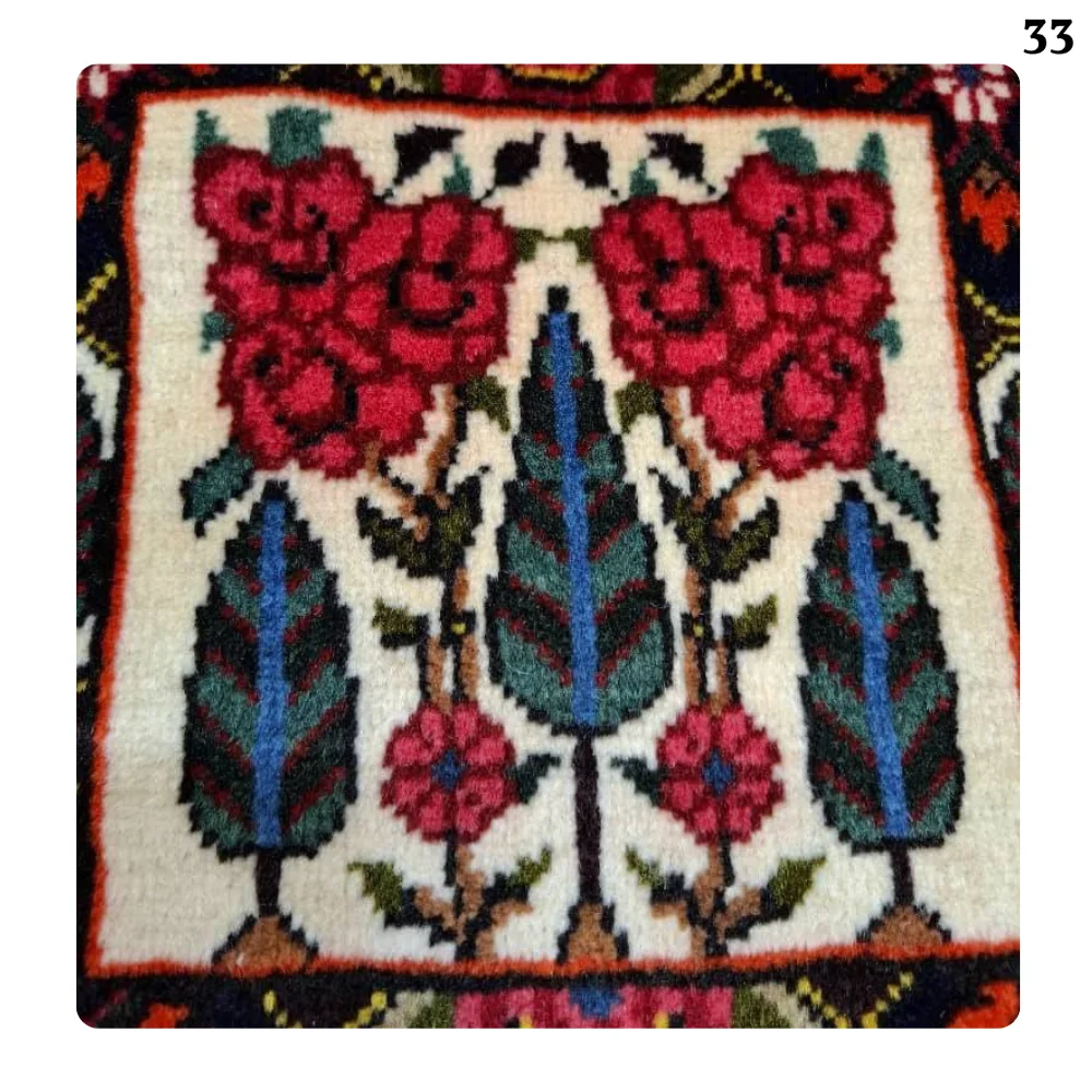 قالیچه بختیار نقش خشتی